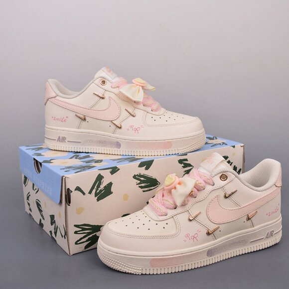 Nike Air Force 1 Low Top White Pink - Picture 1 of 9
